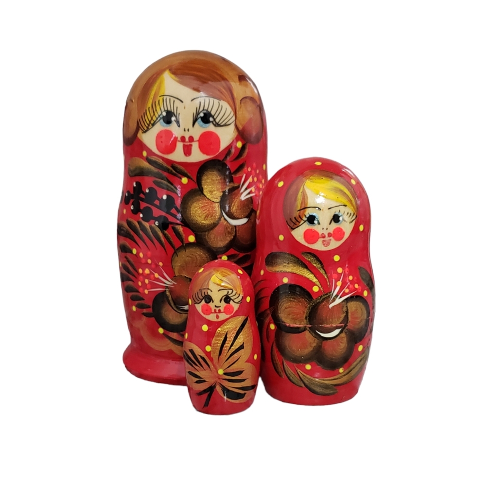 Russian Nesting Dolls (set of 3)